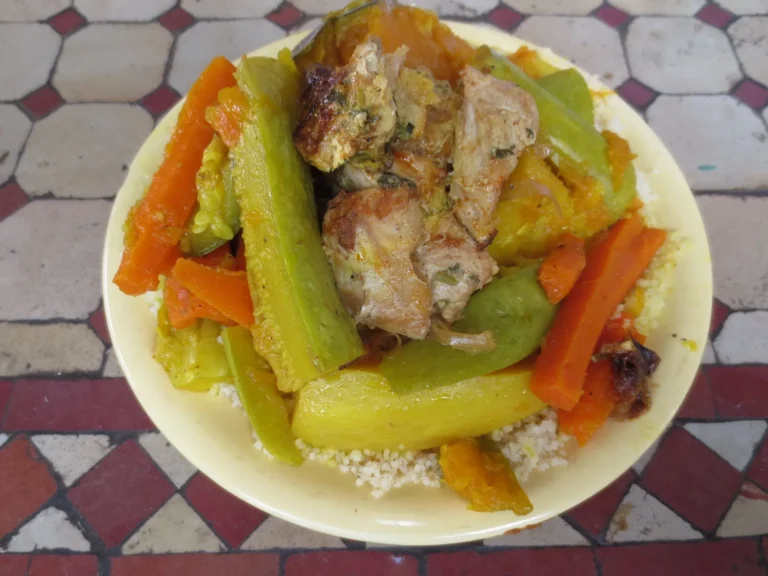 Couscous marocain aux légumes et à la viande