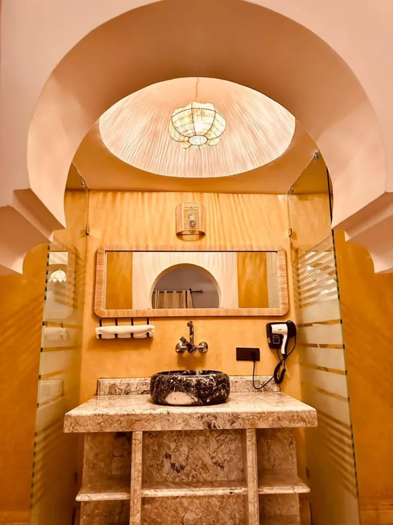Photos Salle de bain sous une arche marocaine
