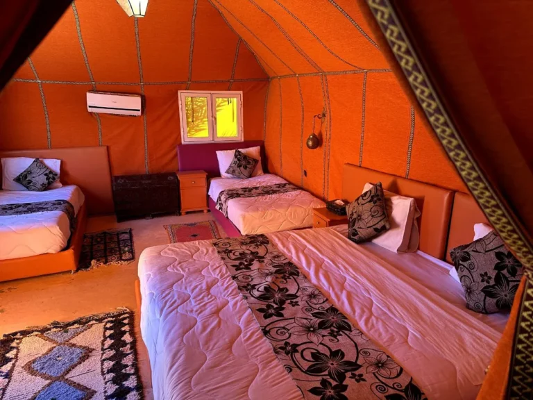 Photos Chambre sous tente pour trois personnes