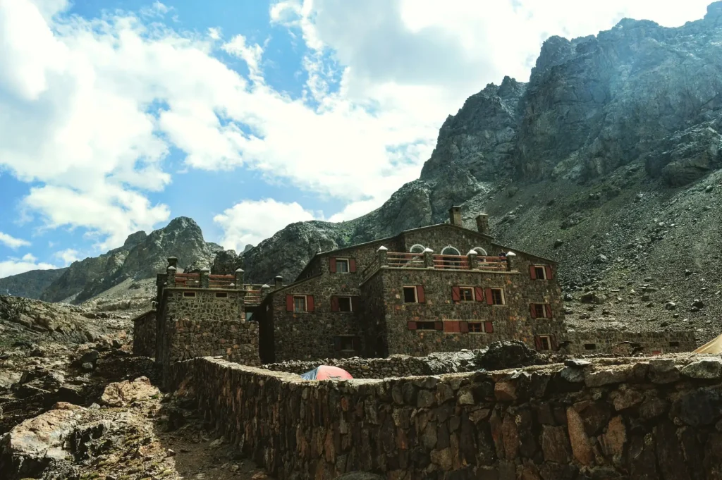 Refuge du Toubkal, étape avant l’ascension du sommet